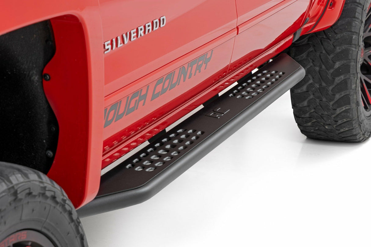 Rough Country - OV2 Running Boards - Side Step Bars - Crew Cab - GM 1500 (07-18) - 2500/3500 (07-19) - 14010