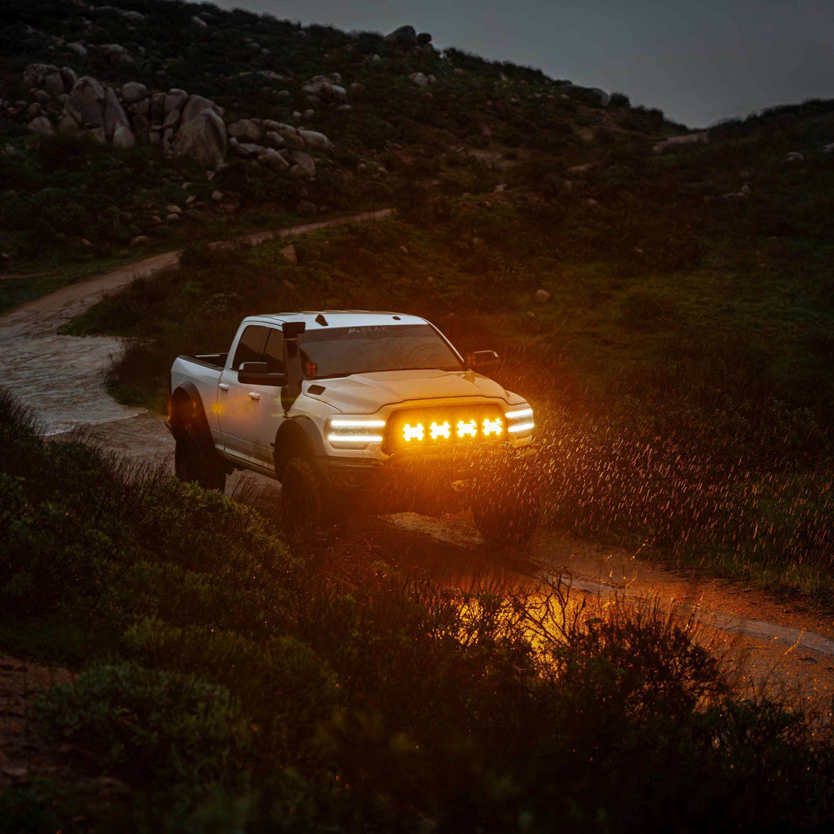 KC HiLiTES 5208 SlimLite 8" LED - Light Shield - Amber