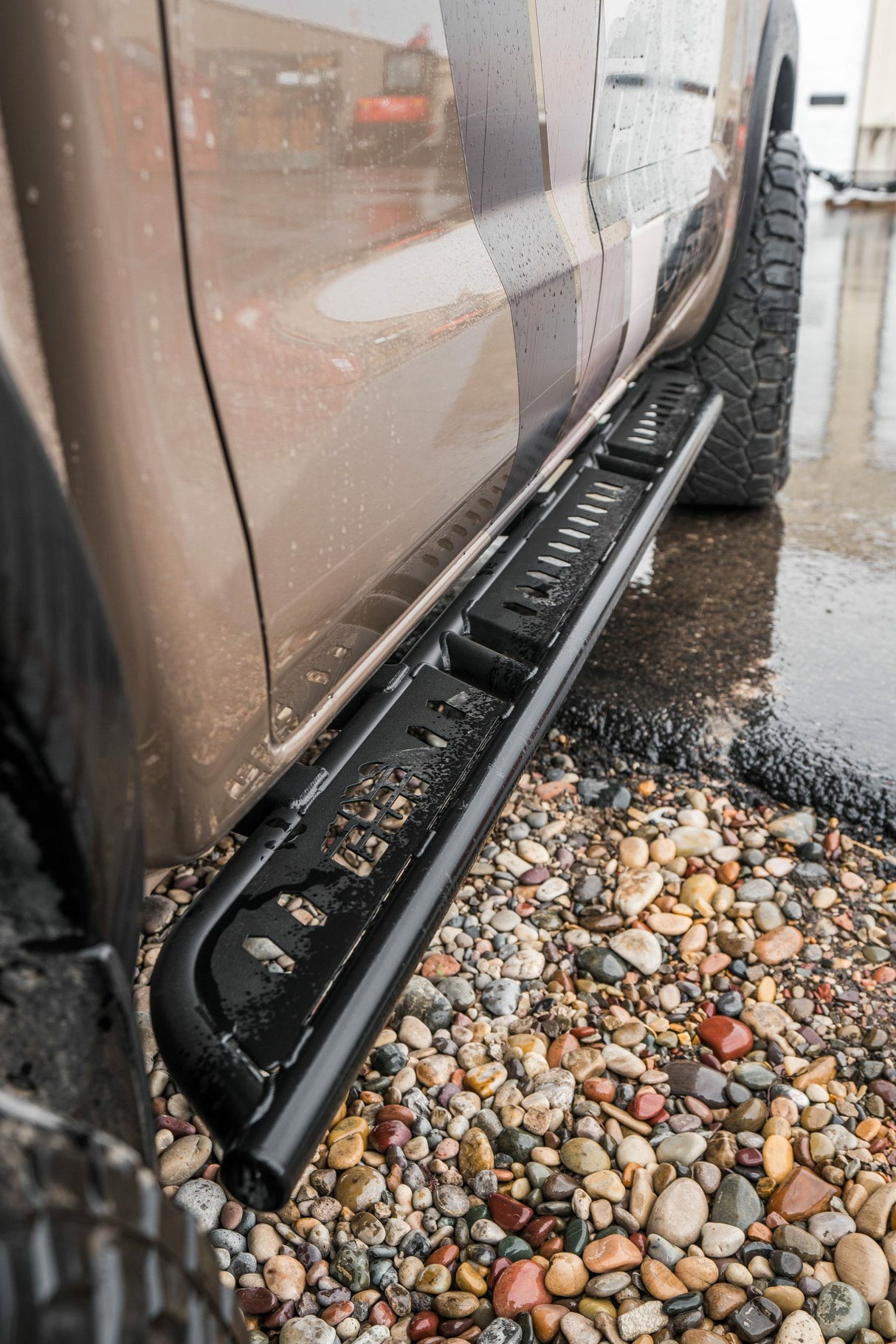 CBI - 3rd Gen Nissan Frontier Rock Sliders | 2022-2025 - Powder Coated Black - 300-000-024-018