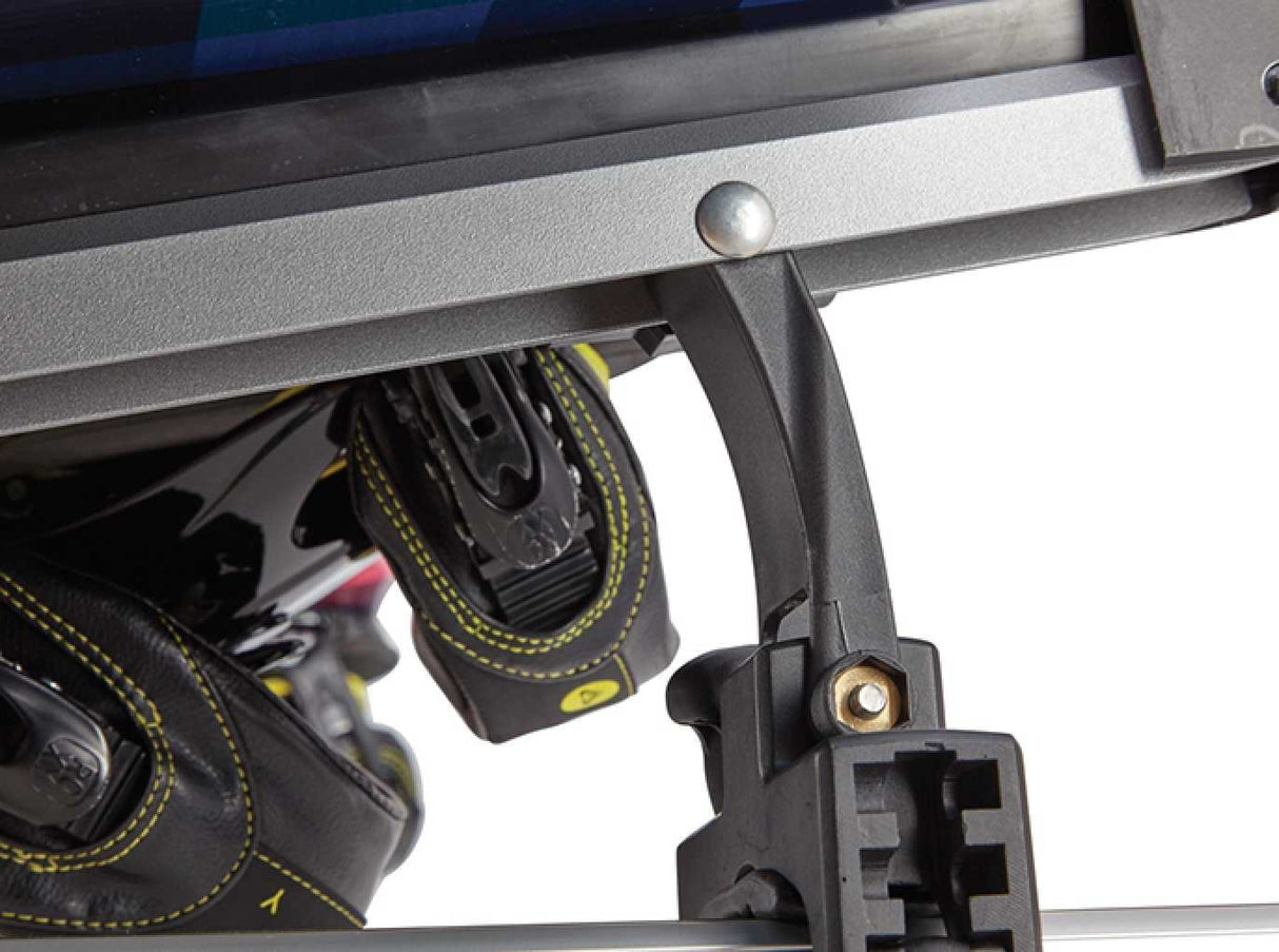 Yakima - FreshTrack 6 Roof Top Ski and Snowboard Carrier - 8003093