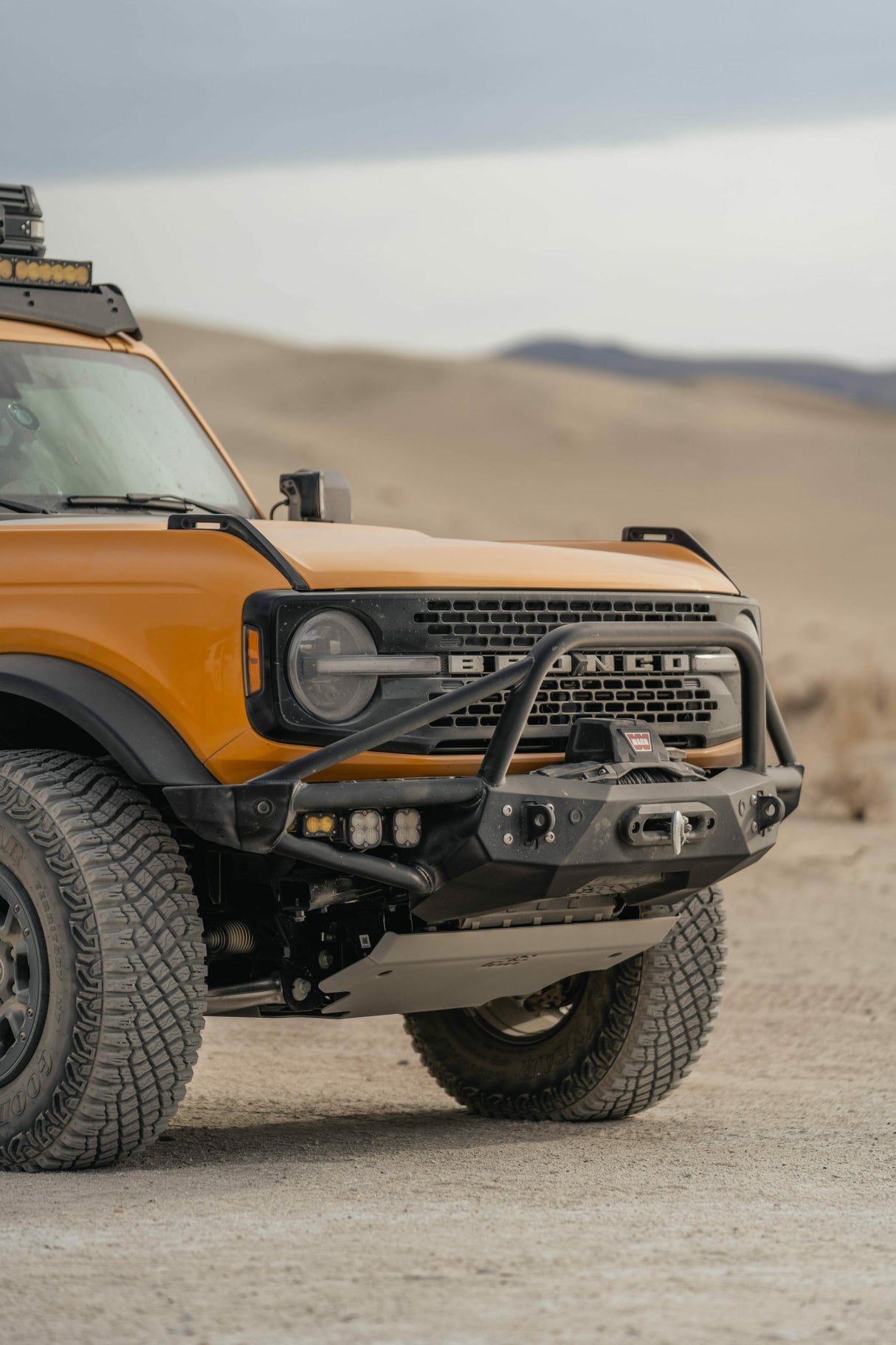 CBI - Ford Bronco Hybrid Front Bumper / Adventure / Powder Coated Black - 200-000-017-004