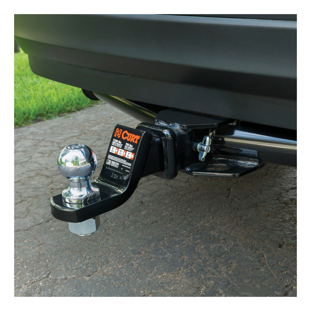 Curt - 1/2" Swivel Hitch Pin with 5/8" Adapter (1-1/4" or 2" Receiver, Zinc, Packaged) - 21561