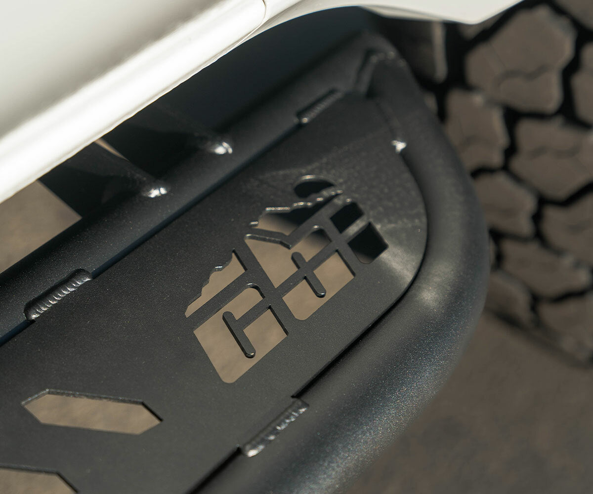 CBI - Toyota 4Runner Rock Sliders | 2025 - Powder Coat Black - 300-000-011-088