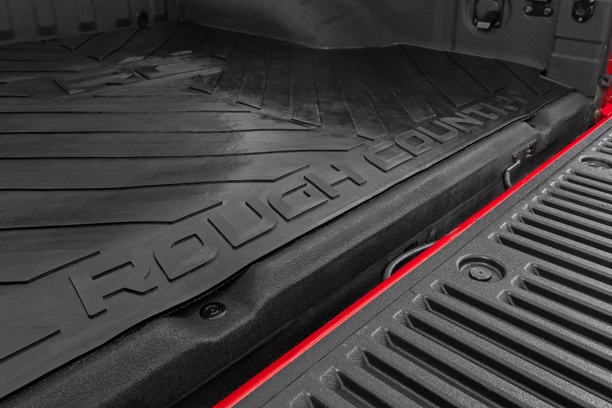 Bed Mat - 5' Bed - RC Logo - Nissan Frontier 2WD/4WD (2005-2024)