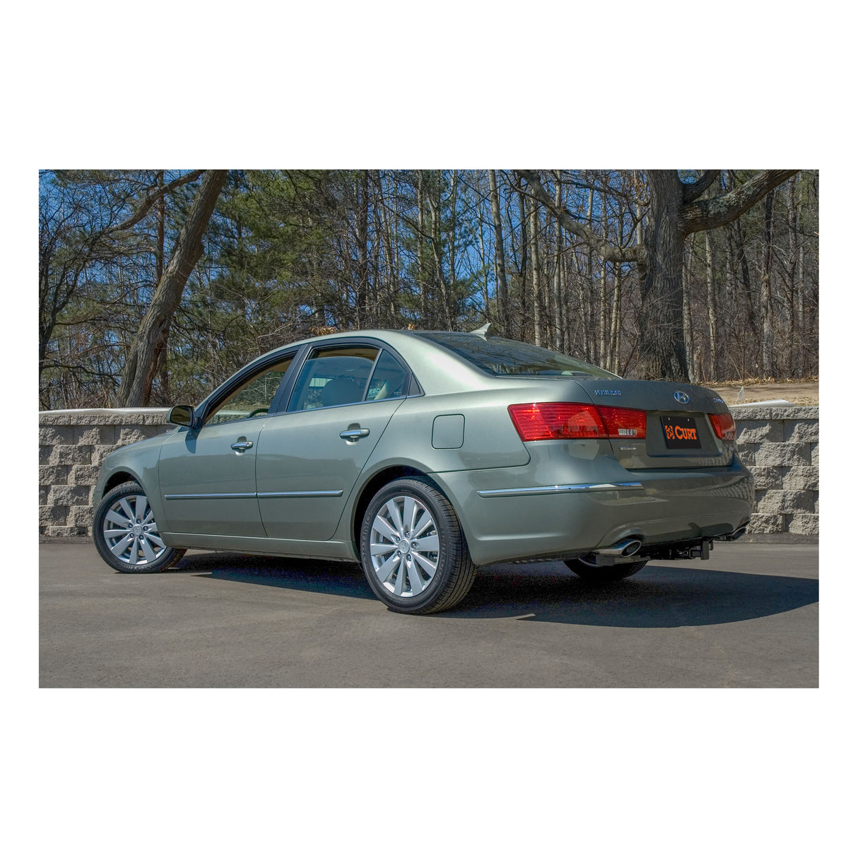 Curt - Class 1 Trailer Hitch, 1-1/4" Ball Mount, Select Hyundai Sonata - 113253