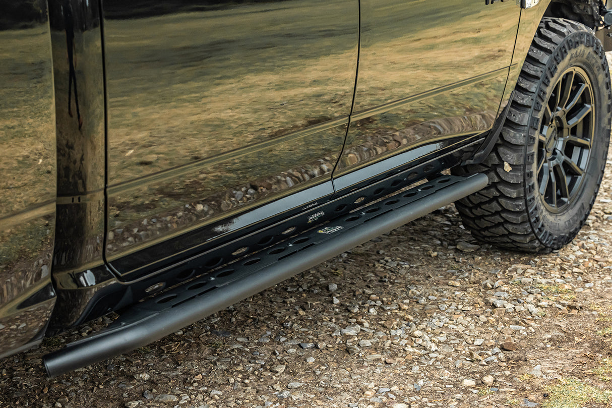 Ironman 4x4 - RAID HEAVY DUTY SIDE STEPS SUITED FOR 2019+ RAM 1500 CLASSIC - SS075