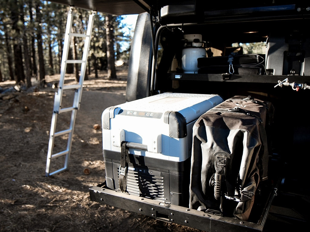 Front Runner - Jeep Wrangler JKU Cargo Slide - SSST003