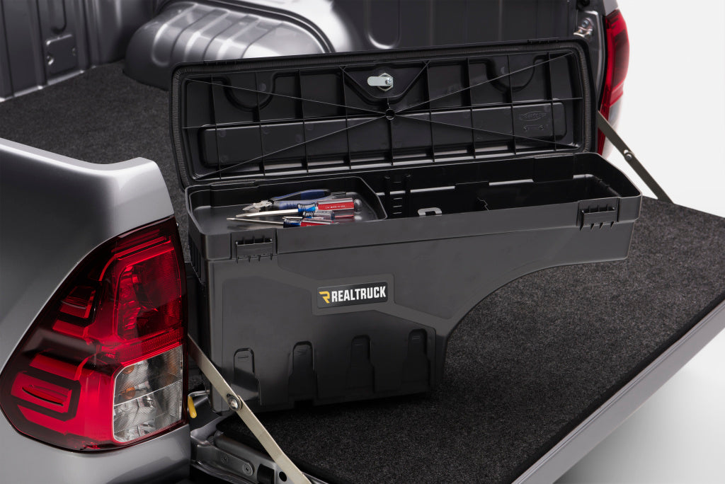 Undercover - Swing Case 16-19 Hilux Driver - SC402D