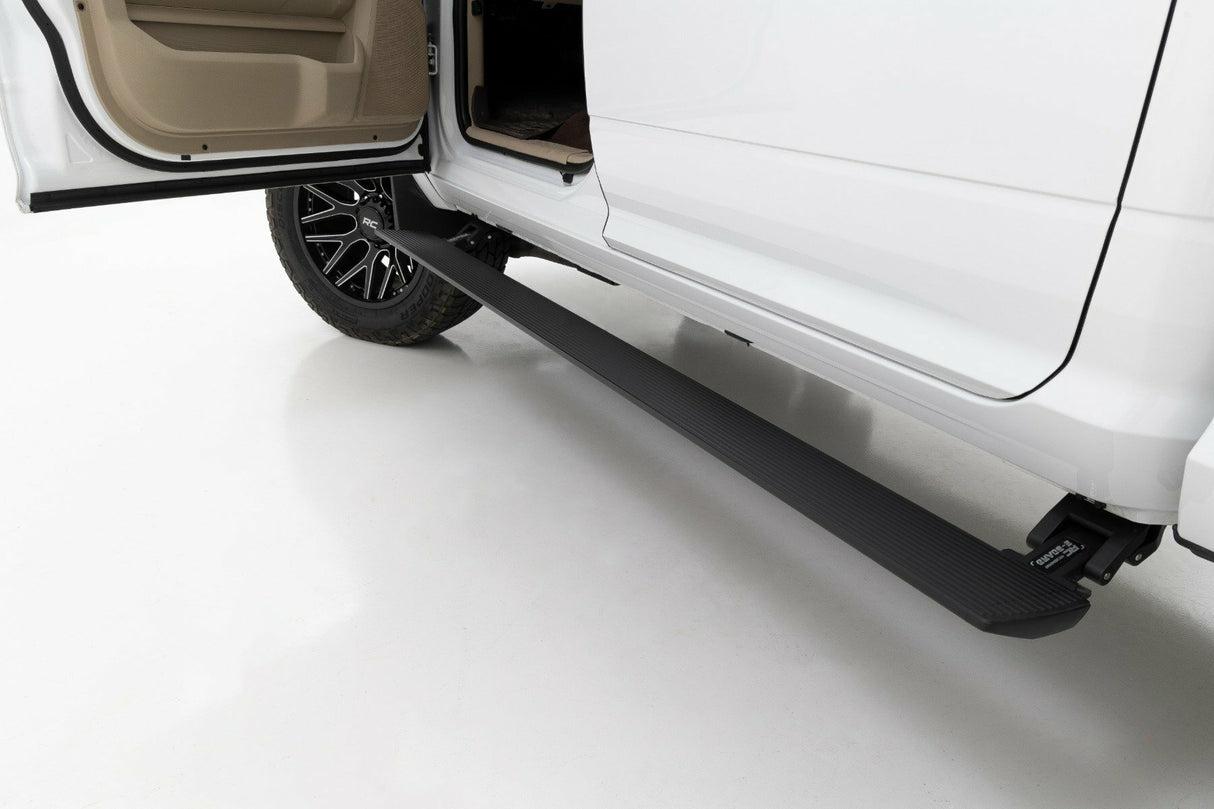 Rough Country - E-Board Step Kit - Lighted - Crew Cab - Ram 2500 2WD 4WD (10-23) - PSR9015