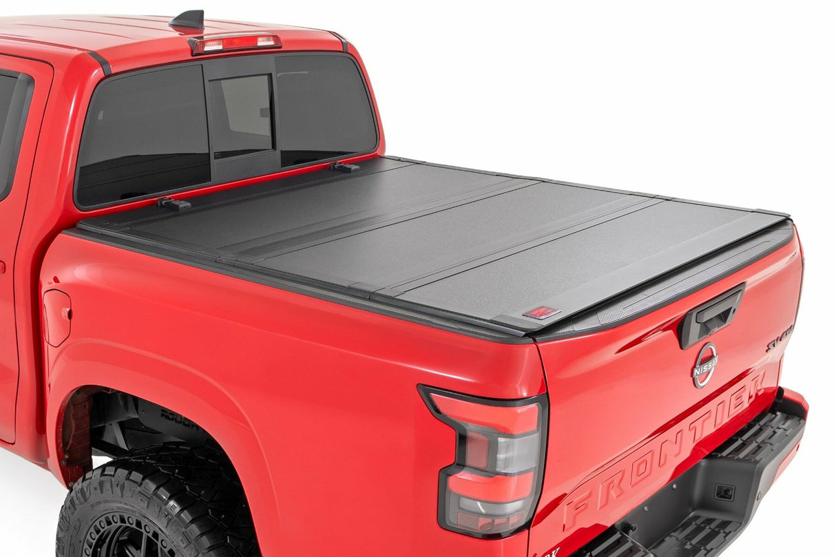 Rough Country - Hard Tri-Fold Flip Up Bed Cover - 5' Bed - Nissan Frontier 2WD/4WD (22-24) - 49520551A