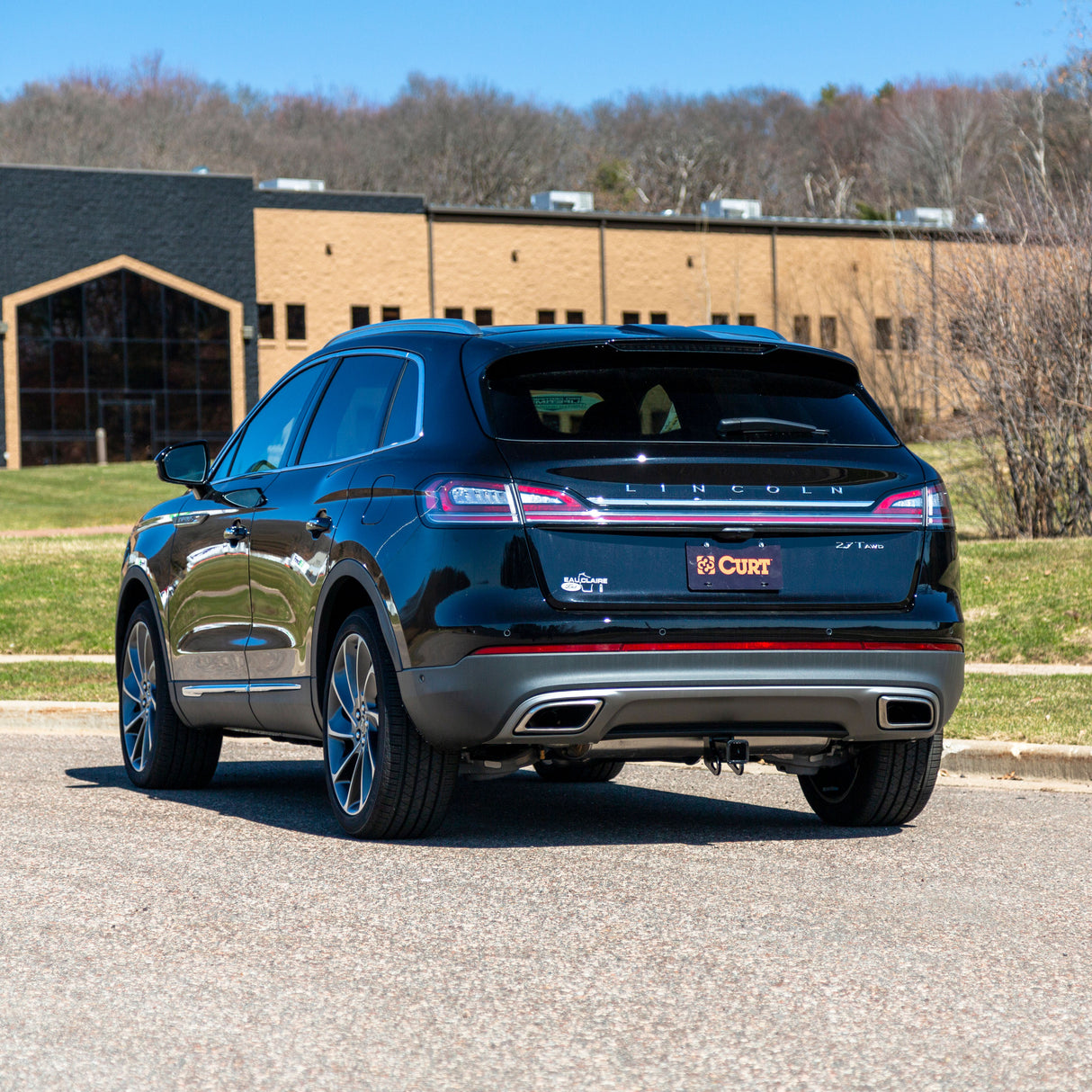 Curt - Class 3 Trailer Hitch, 2" Receiver, Select Ford Edge, Lincoln MKX, Nautilus - 13452