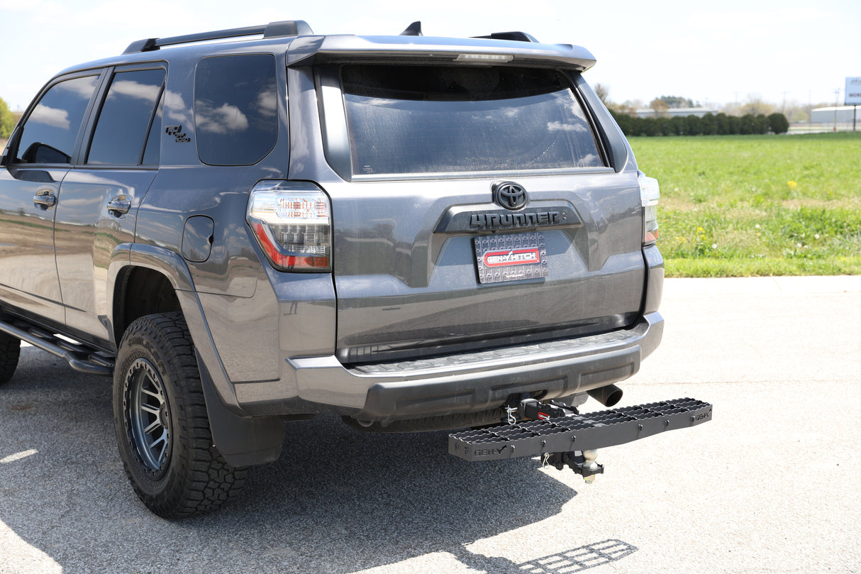 GEN-Y Hitch - PHANTOM Heavy-Duty 600lb Serrated XL 42 Inch Step for 2" Receiver - GH-102622