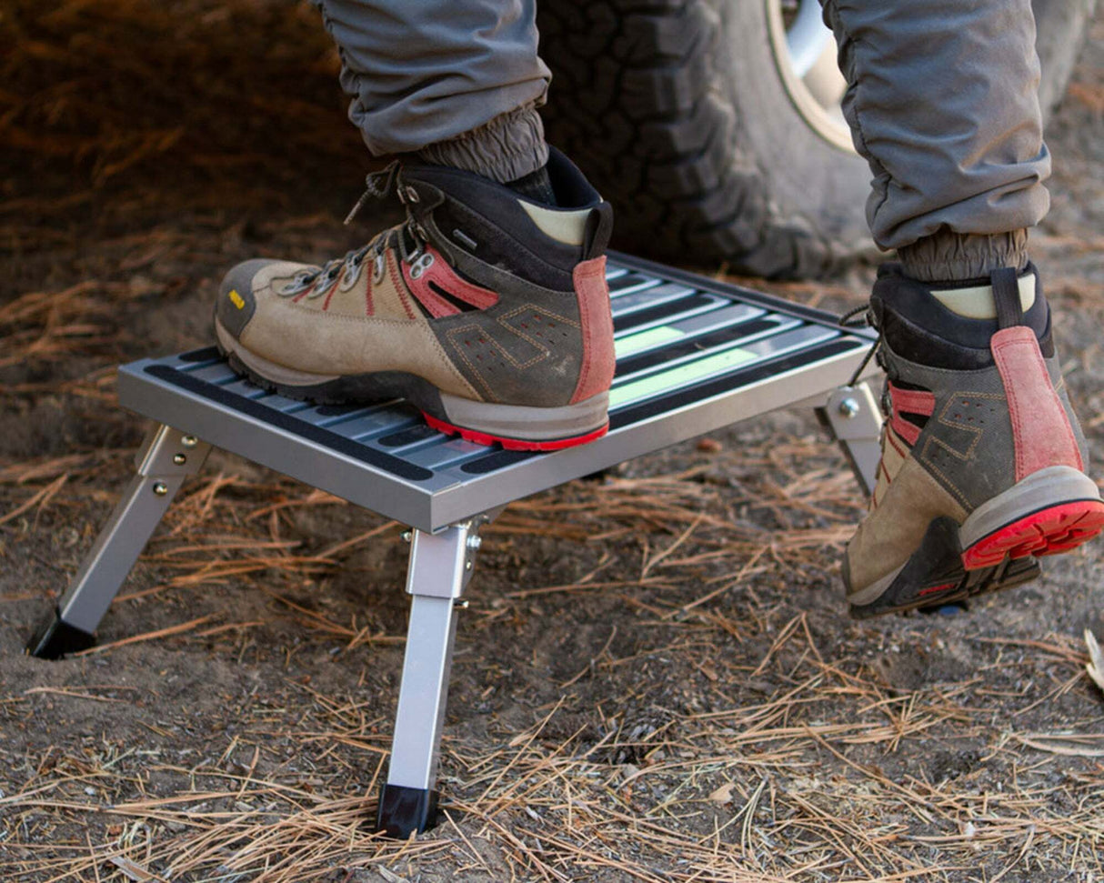 IronMan 4x4 - Quick Fold Camping Step - IQFSTEP