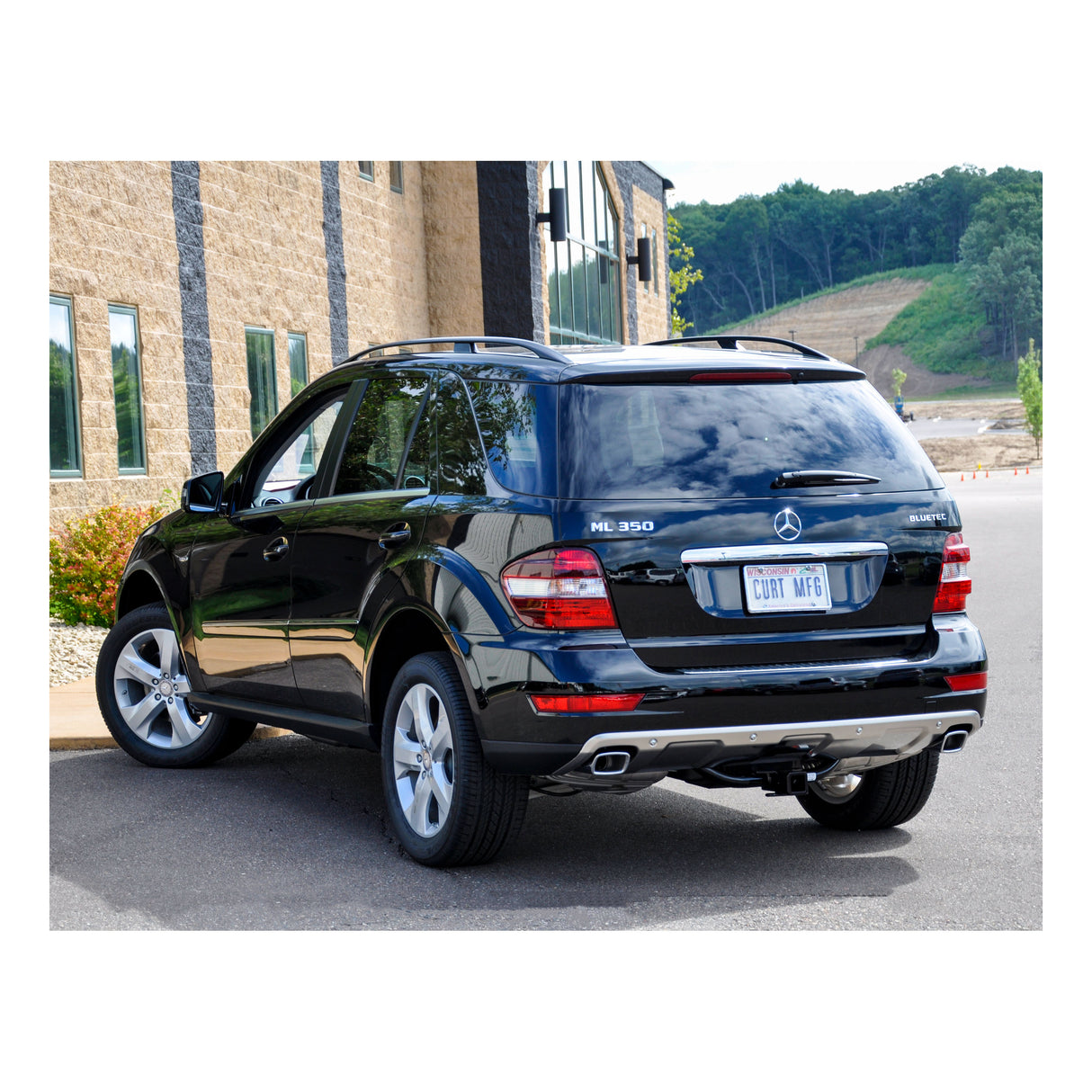 Curt - Class 3 Hitch, 2" Receiver, Select Mercedes-Benz GL350, GL450, GL500, ML350 - 13102