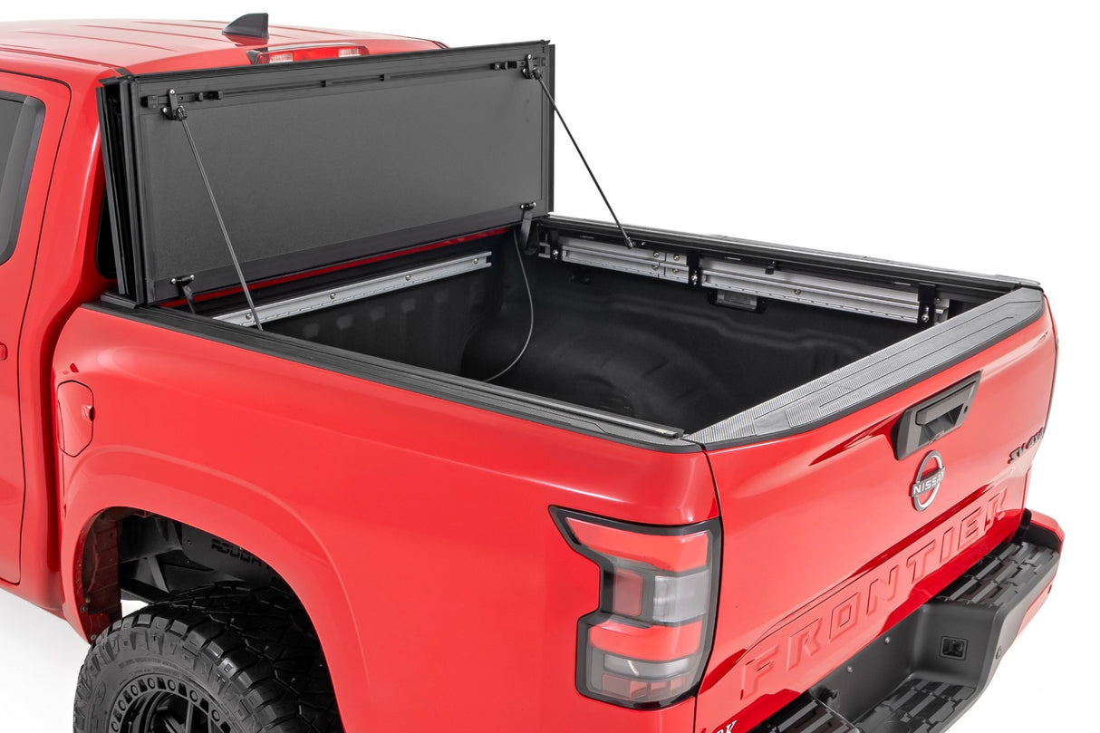 Rough Country - Hard Tri-Fold Flip Up Bed Cover - 5' Bed - Nissan Frontier 2WD/4WD (22-24) - 49520551A