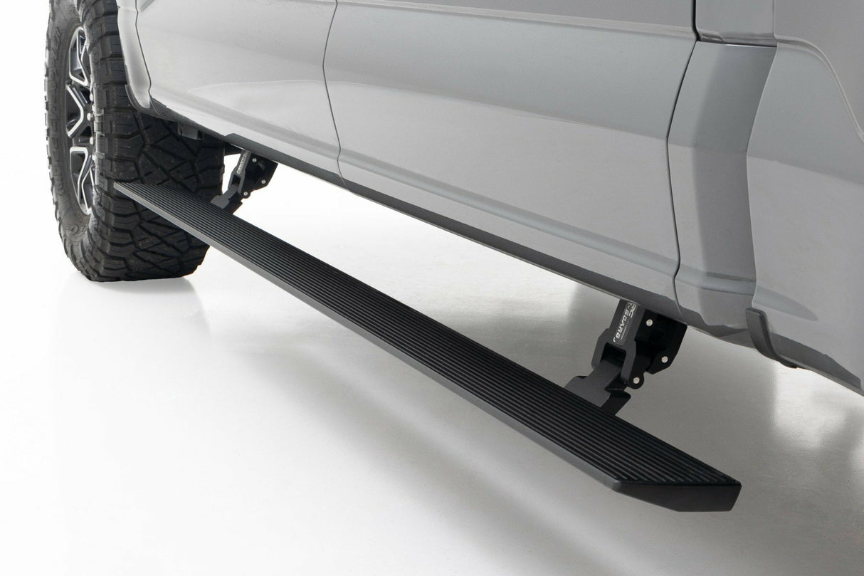 Rough Country - Power Running Boards - Lighted - Super Cab - Ford F-150 Lightning F-250 F-350 Raptor (15-23) - PSR71525