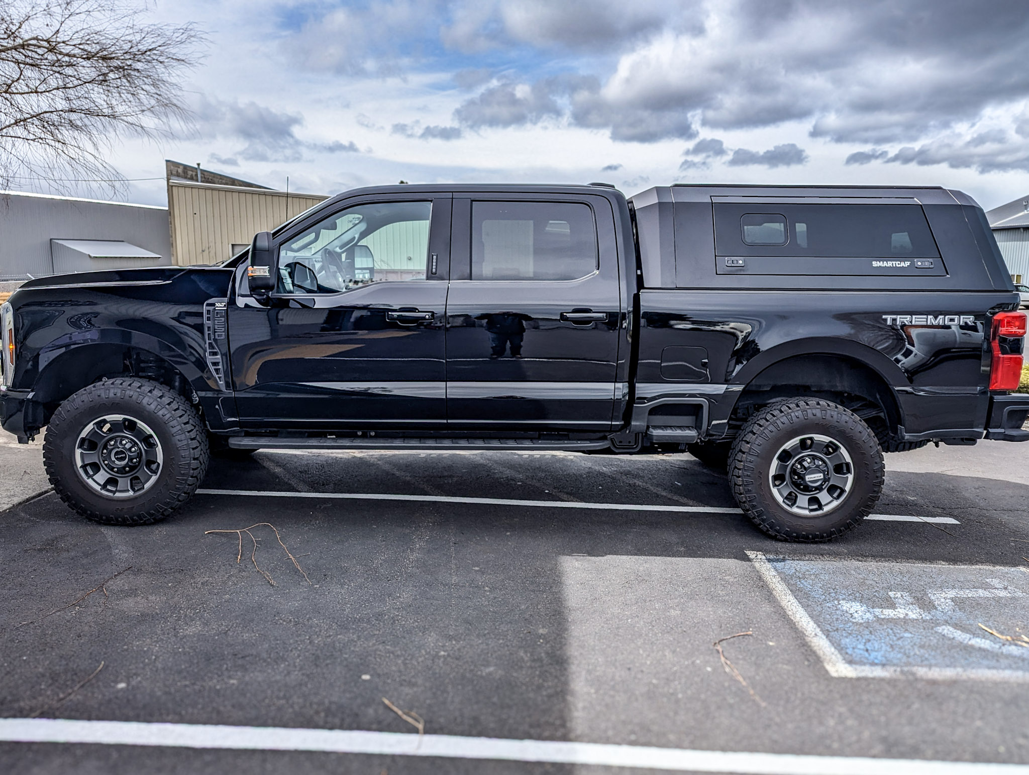 2024 Ford F-250 - RSI Canopy - RSI SmartCap Sport Canopy