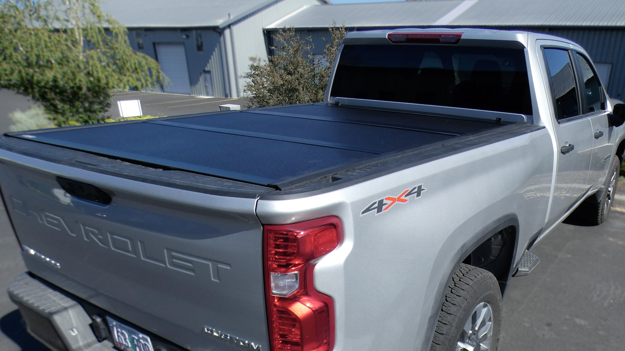 2023 Chevrolet Silverado 2500 HD - Truck Bed Cover - Undercover