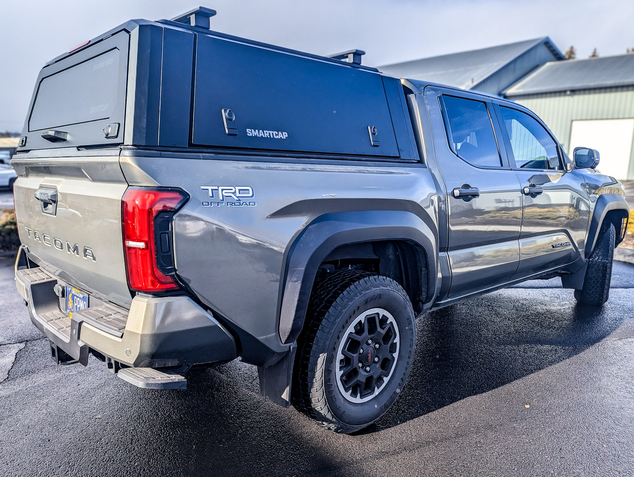 2025 Toyota Tacoma - Canopy and Lighting - RSI SmartCap Adventure, Load Bars and Kingpin Lighting