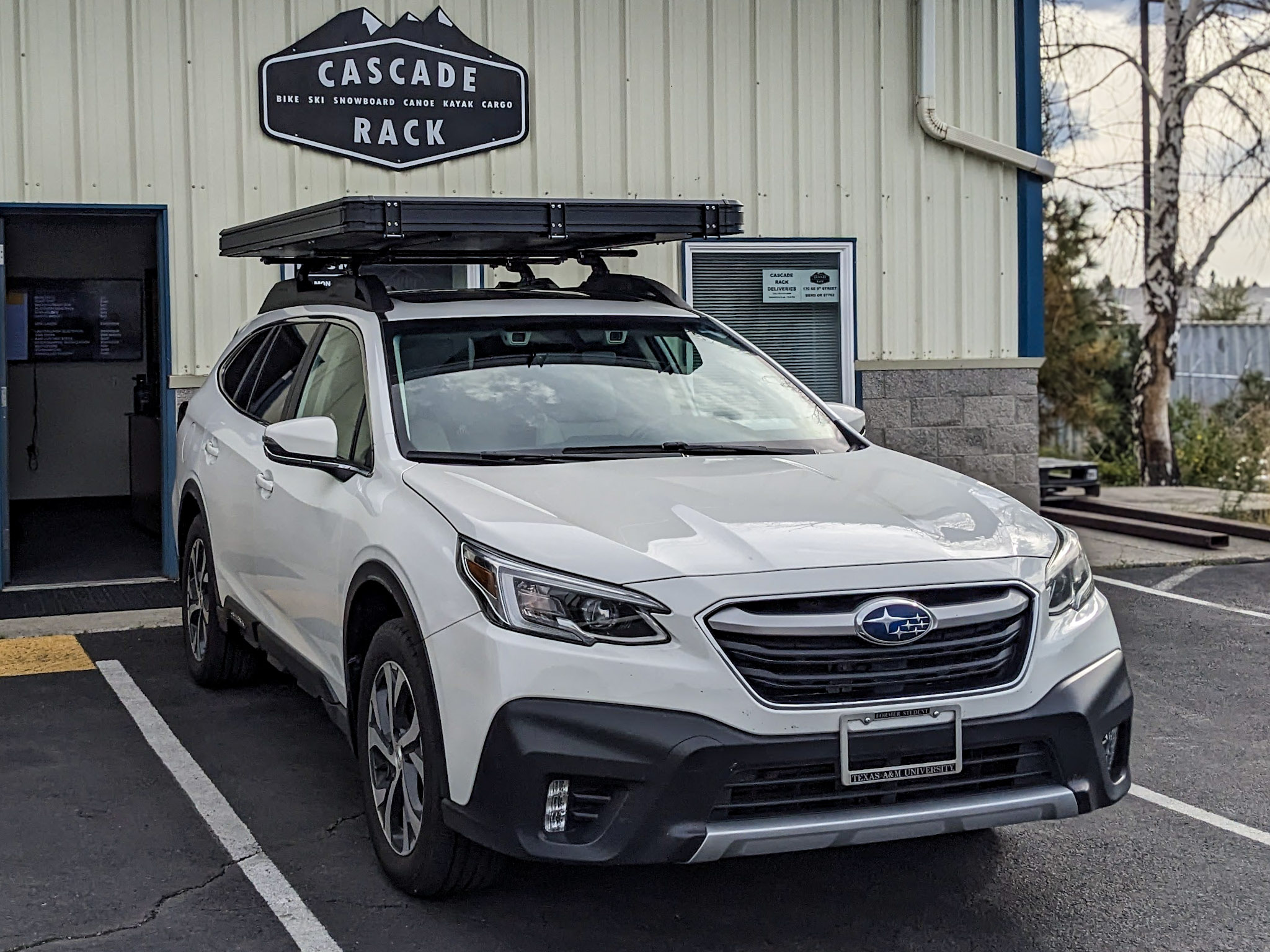 2020 Subaru Outback - Yakima CoreBar Crossbars w/ Skyline Towers, Cloud Nine Tents "Nimbus" Roof Top Tent