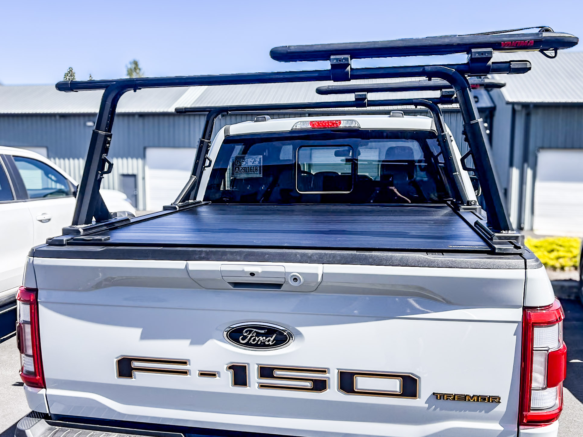 2024 Ford F-150 - Truck Bed Cover / Bed Rack / SUP Carrier - Retrax / Yakima