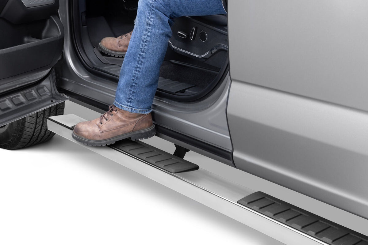 Go Rhino 6862415587PS - 6" OE Xtreme II SideSteps With Mounting Bracket Kit - Polished Stainless Steel