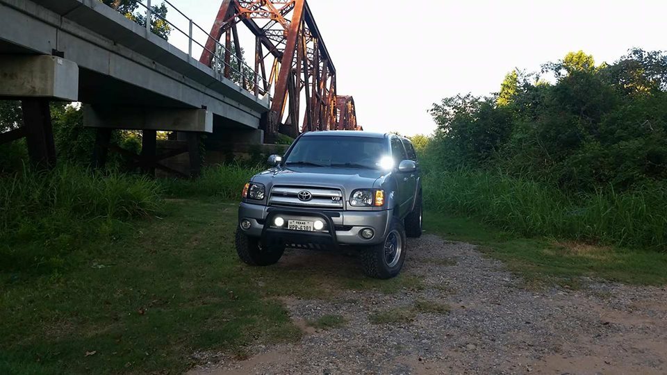 Rago Fabrication - 2000-2006 1st Gen Toyota Tundra Ditch Light Brackets - R0006TTUNDIT