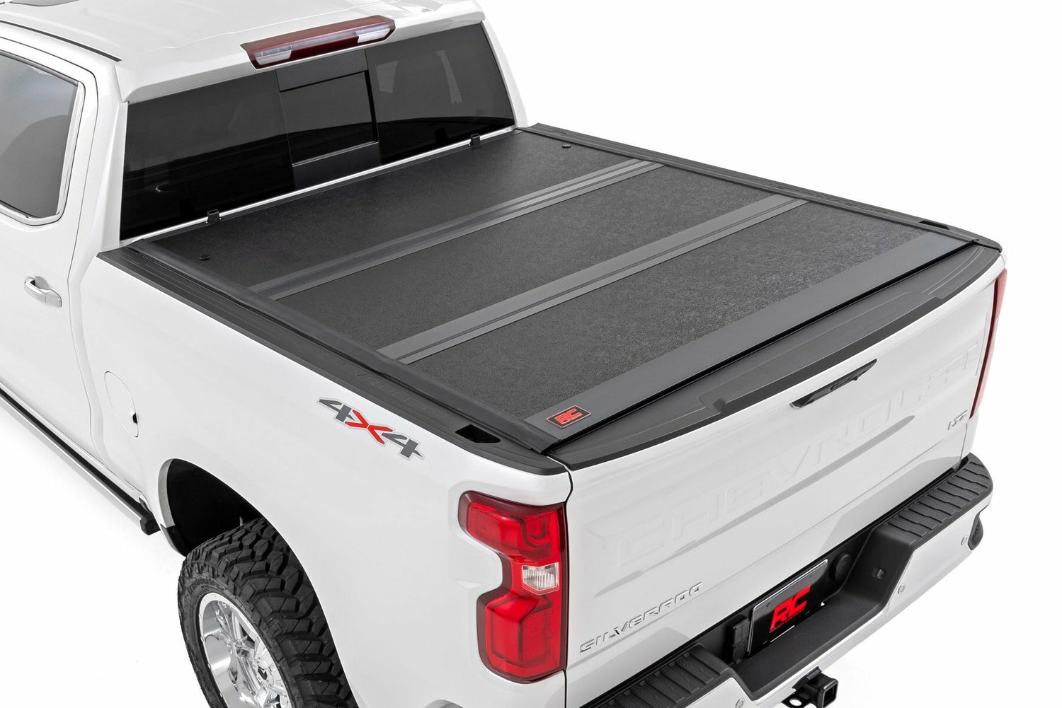Hard Low Profile Bed Cover - 6'7(in.) Bed - Chevy/GMC 1500 (19-24)