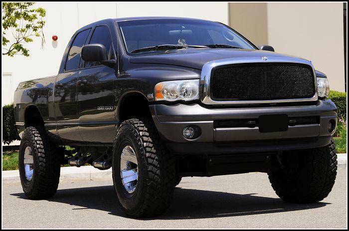 T-Rex Grilles - 1 Pc Small Mesh Mild Steel Upper Class Grille Insert - 51461
