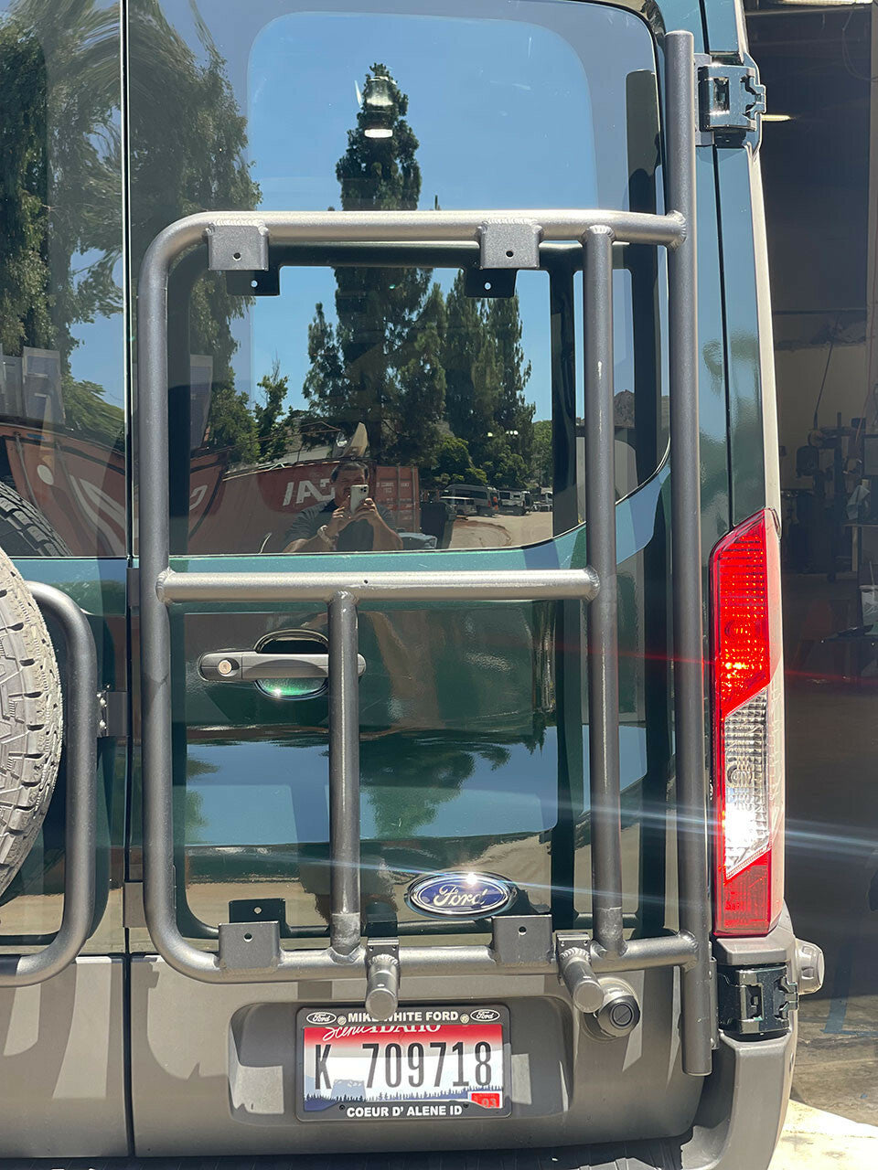 Aluminess 210579.1 Rear Door Rack Base Unit