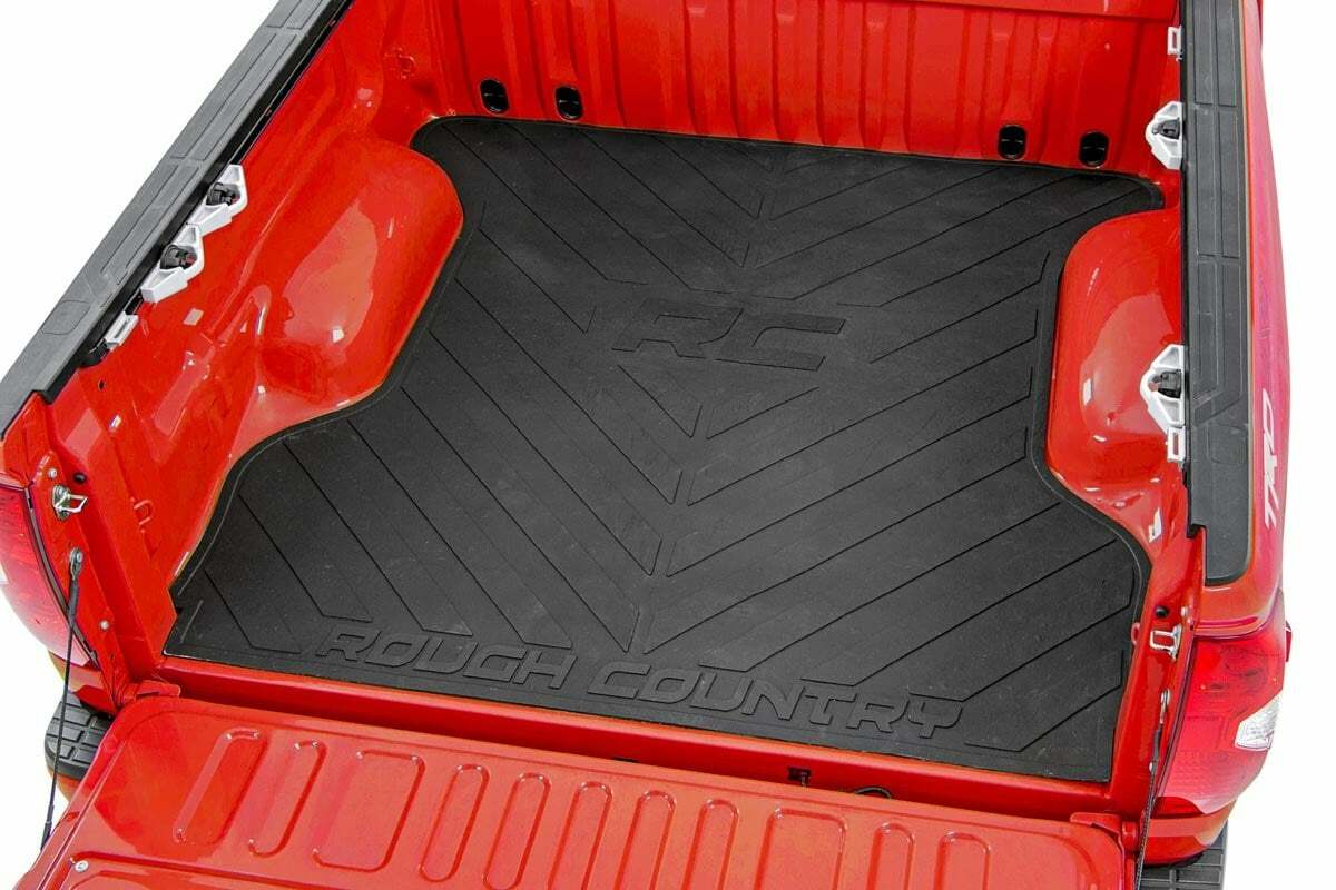 Rough Country Bed Mat - 8' Bed - RC Logo - Chevy GMC 1500 (19-23) - RCM677