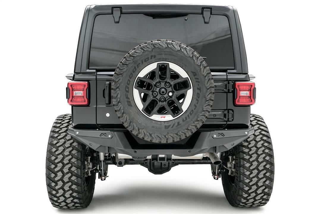 Fab Fours - Jl18-Y1851-1 Rear Bumper - JL18-Y1851-1