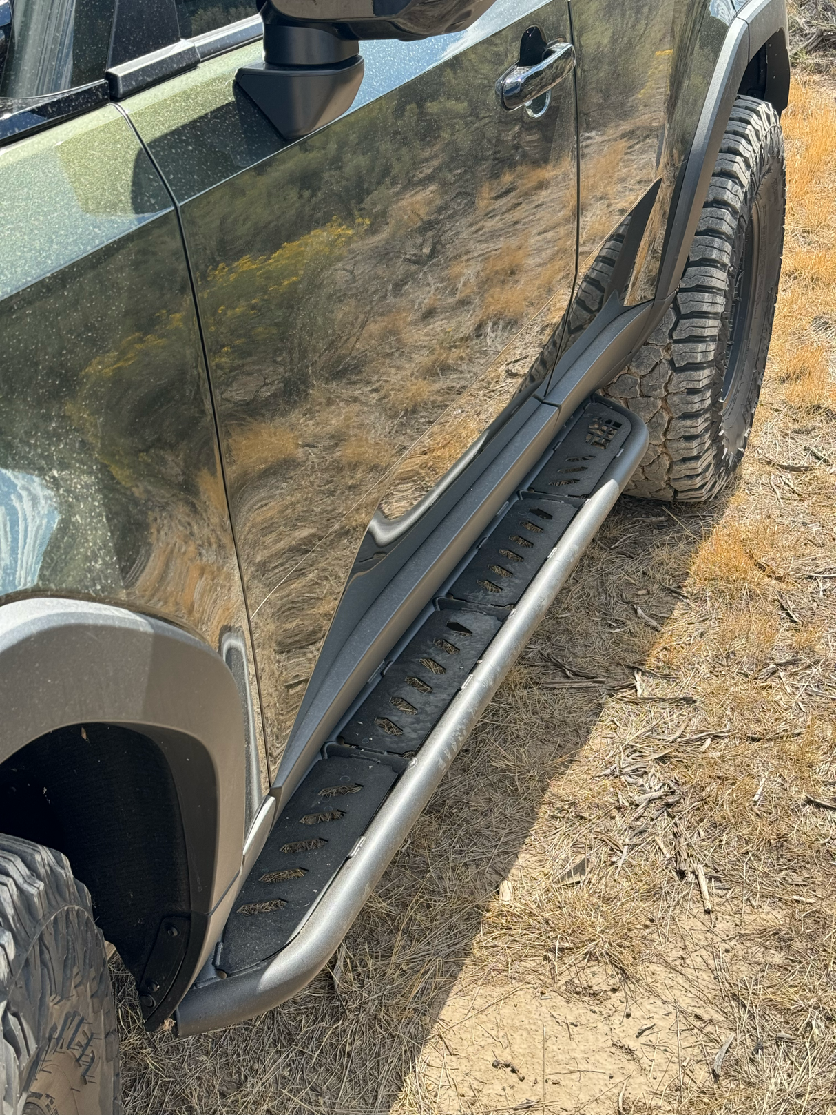 CBI - Lexus GX550 Standard Overland Rock Sliders - Powder Coat Black - 300-000-016-037