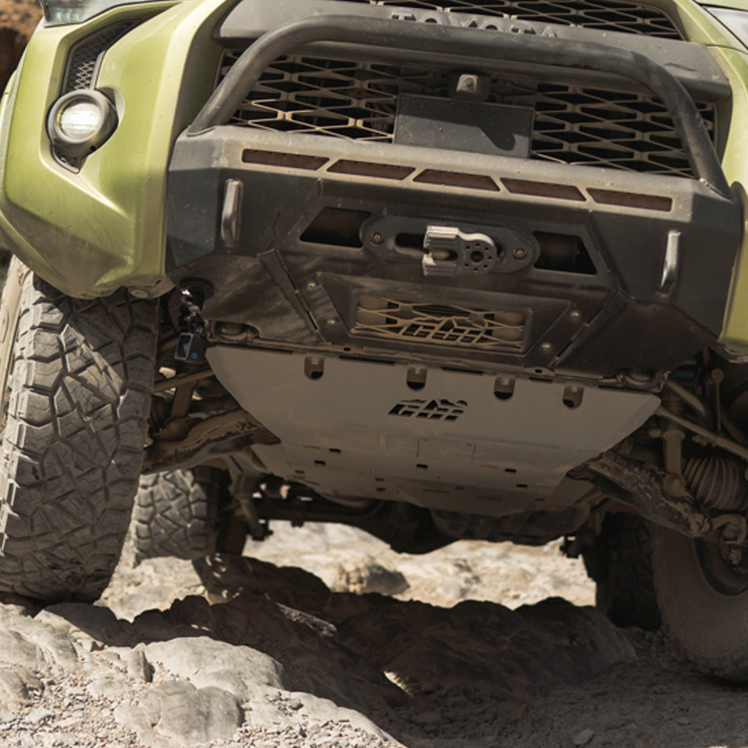 CBI - 5th Gen Toyota 4Runner Front Skid Plate / Powder Coated Black / Aluminium - 300-000-011-060