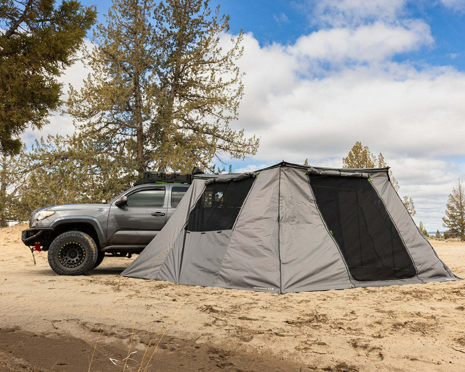 IronMan 4x4 - DeltaWing 270vÇ¬8 Awning Wall Kit - IAWNWALL270045