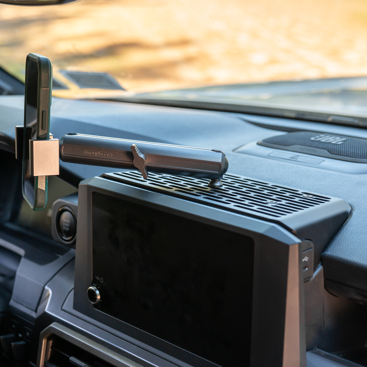 Dash Mount | Toyota Tacoma (2024+ w/ 8" screen)