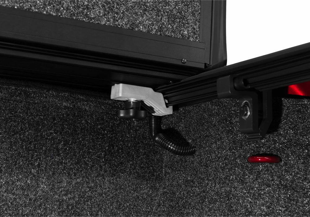 Undercover AR32009L-KAR Fusion 19 (New Body Style)-20/23 Ram 1500 6'4" w/out RamBox - Maximum Steel