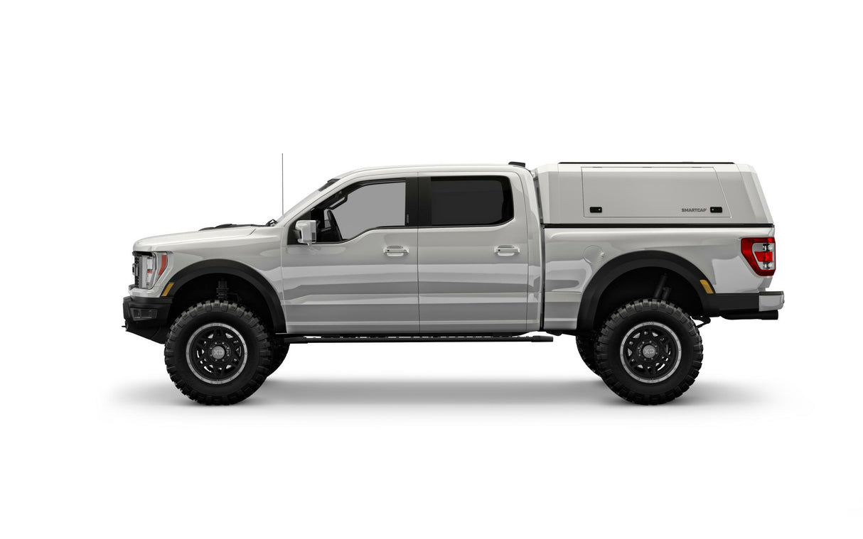 RSI SmartCap - F-150 Truck Bed Cap SmartCapEVOc Commercial OEM White For 21-24 Ford F-150 5.5 Foot Standard Bed SmartCap - EC0318-WH