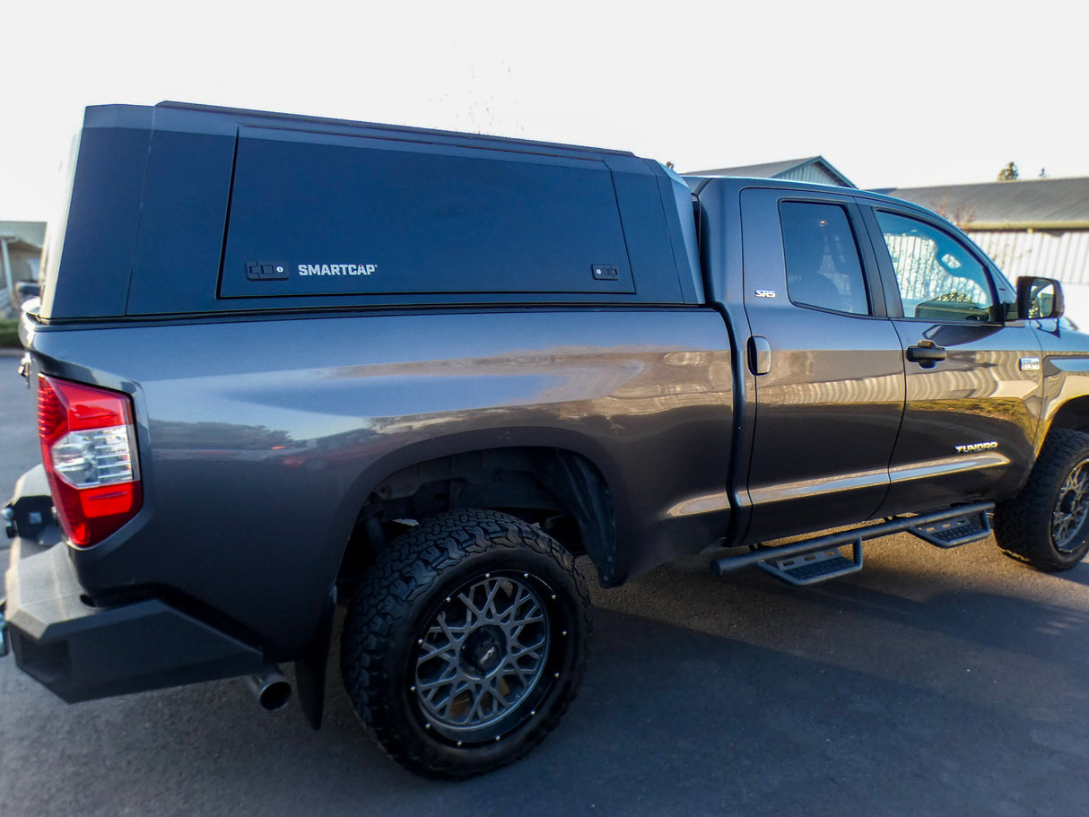 RSI SmartCap - Tundra Truck Bed Cap SmartCap EVOa Adventure Matte Black For 07-21 Toyota Tundra 5.5 Foot Short Bed SmartCap - EA1300-MB