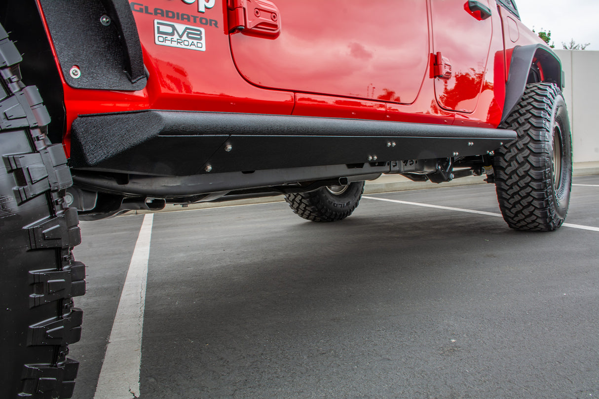 DV8 Offroad - Jeep Gladiator JT Rock Sliders With Step - SRGL-02