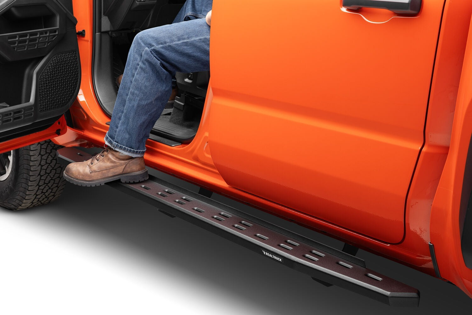 Go Rhino - RB30 Slim Running boards - Complete Kit: RB30 Slim Running board + Brackets - 69643268SPC