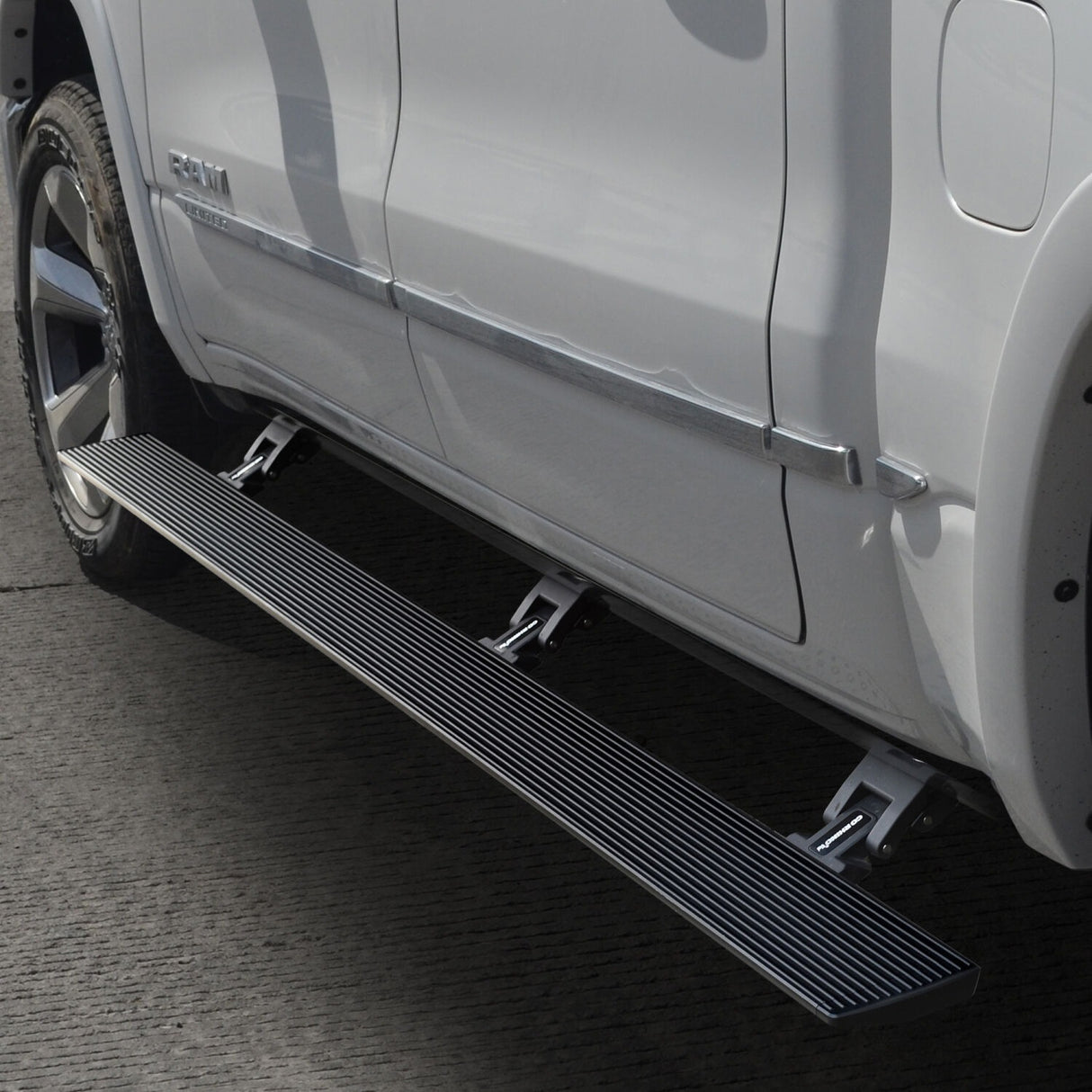 Go Rhino 20436680PC - E1 Electric Running Board Kit - Textured Black