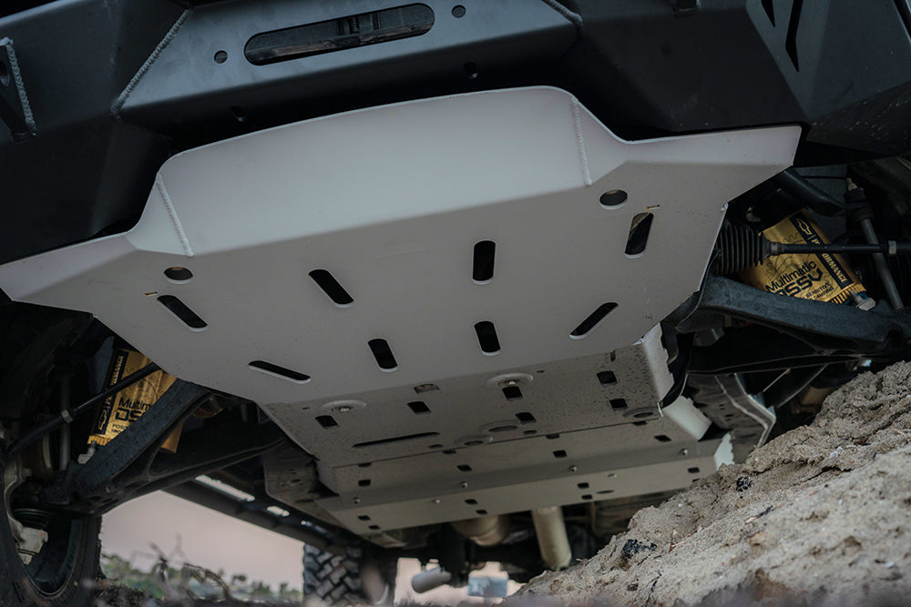 CBI - Chevy Colorado ZR2/Z71 Full Overland Skid plates / Diesel / Powder Coated Black / Aluminium - 300-000-018-014