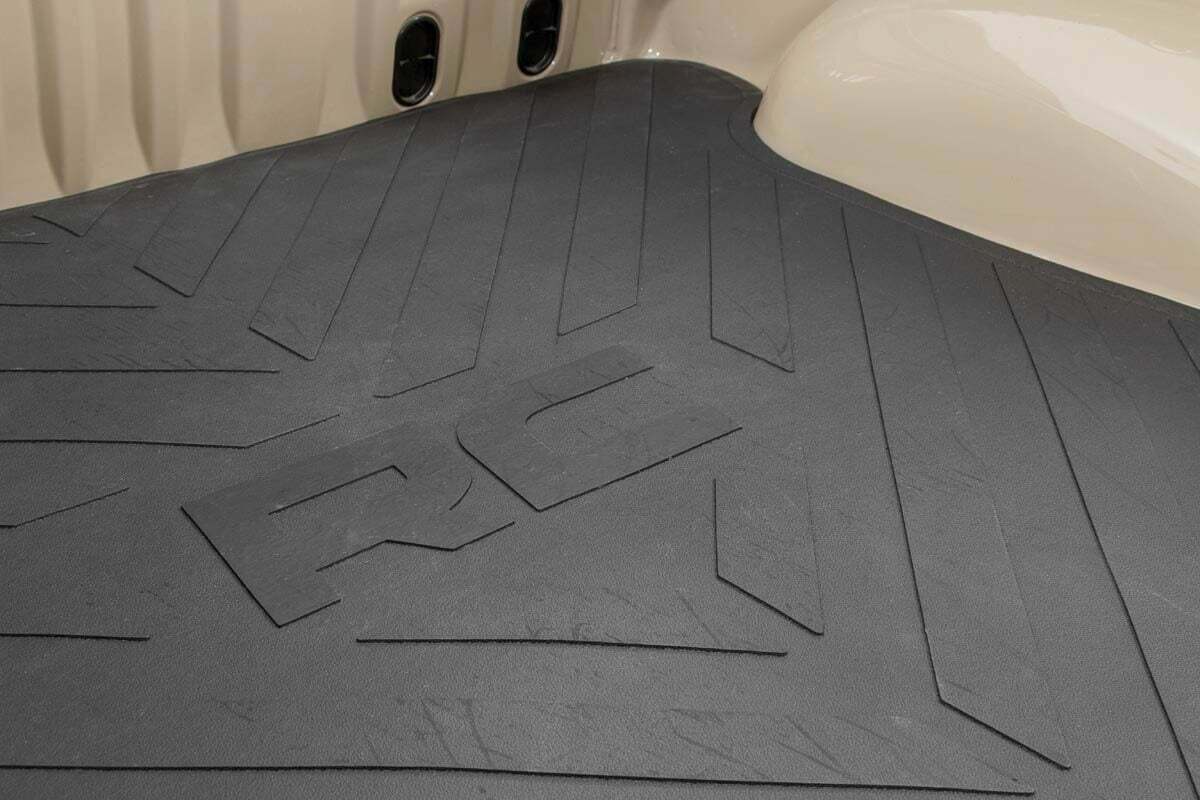 Rough Country Bed Mat - 5.5 in. Bed - RC Logo - Toyota Tundra 2WD 4WD (2007-2021) - RCM681