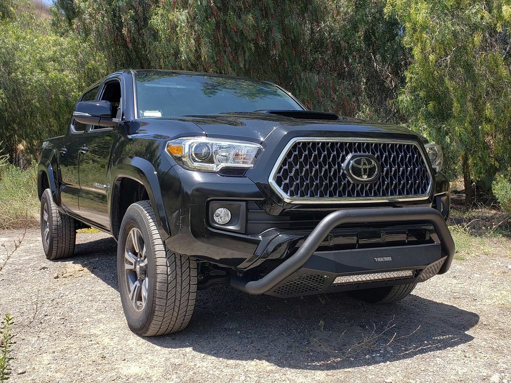 Go Rhino 5488620LT - RC4 LR with Mounting Brackets & 20" Light Bar - Textured Black