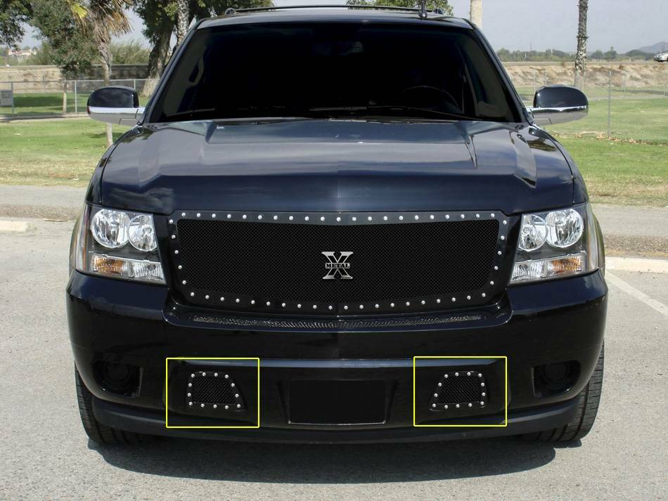 T-Rex Grilles - 2 Pc Small Mesh Mild Steel X-Metal Bumper Grille Overlay - Must remove tow-hooks - 6720511