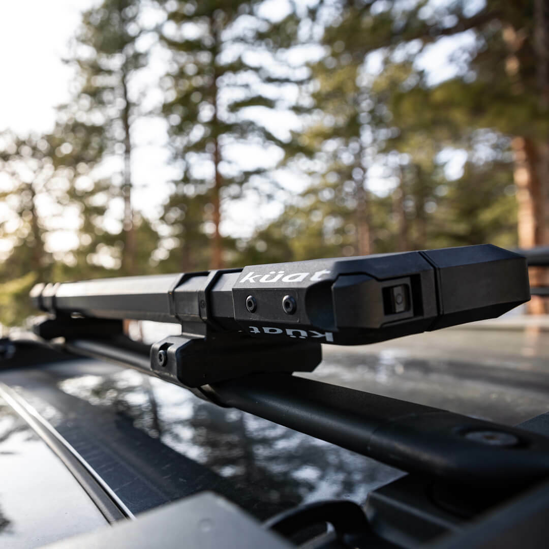 Kuat - Switch 4 Roof Top Ski and Snowboard Carrier - SWR4B