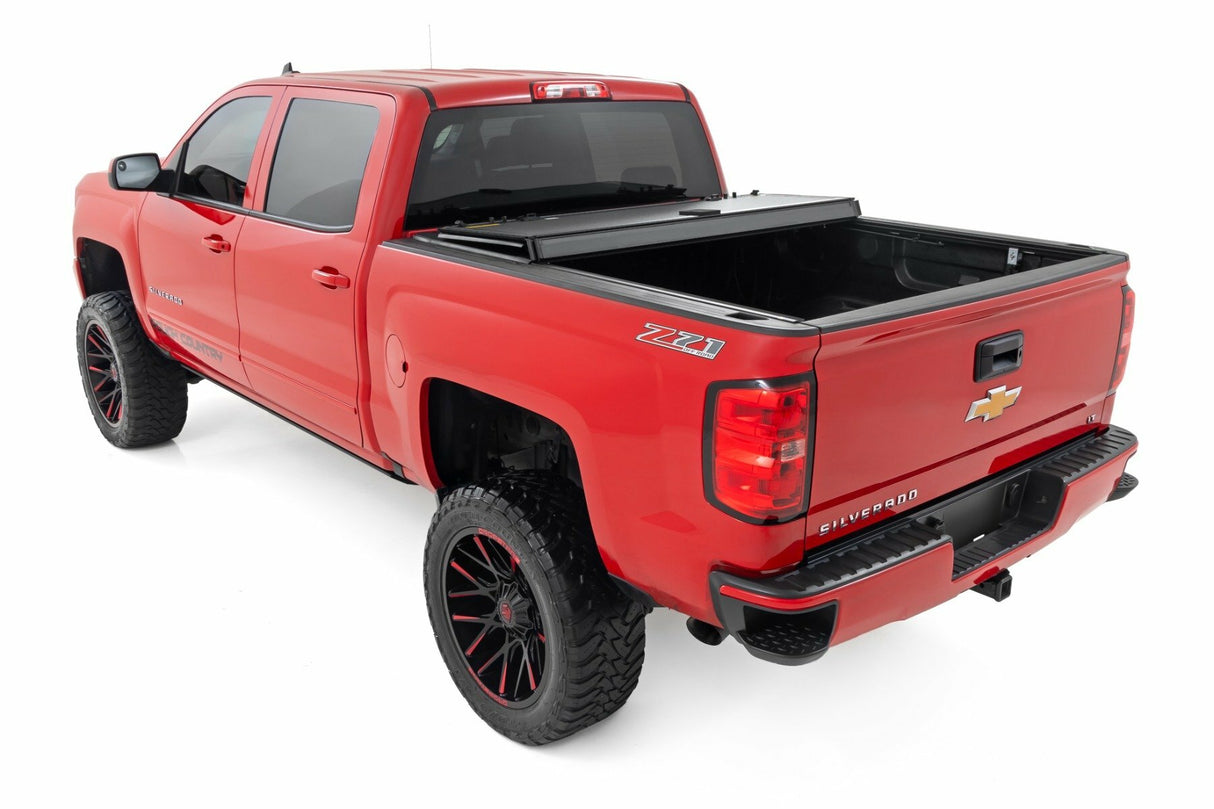 Rough Country - Hard Tri-Fold Flip Up Bed Cover - 6'7" Bed - Rail Cap - Chevy GMC 1500 2500HD 3500HD (14-19) - 49119651