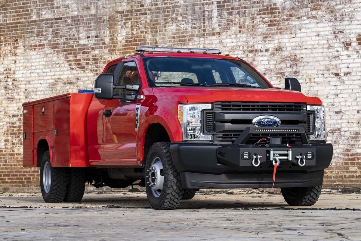 Rough Country - EXO Winch Mount Kit - Ford F-250 F-350 Super Duty 2WD 4WD (17-20) - 51004