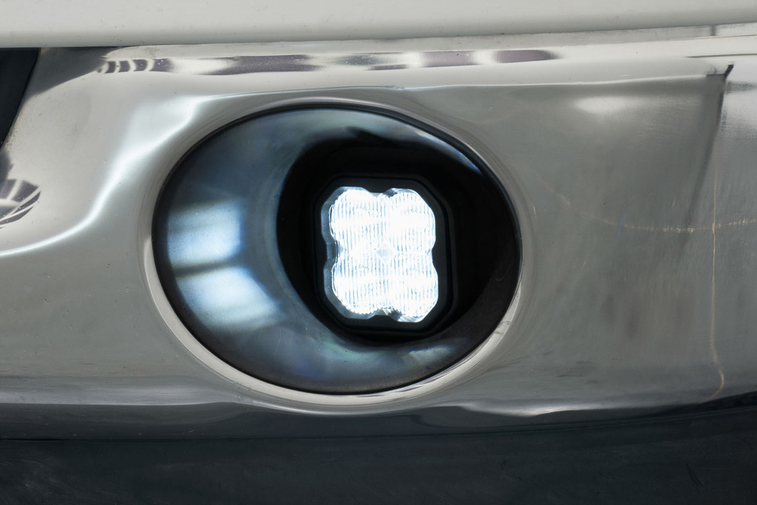 Diode Dynamics DD8015 Pod light featuring advanced TIR optics for high efficiency and focus.